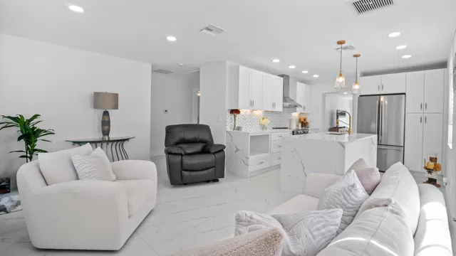 Residence photo 9