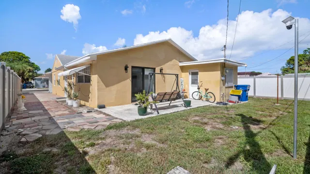 Residence photo 21