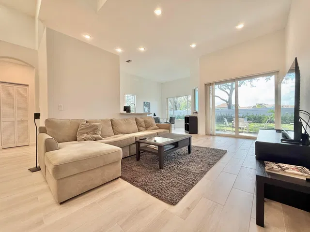 PGA National Palm Beach Gardens Residence photo 4