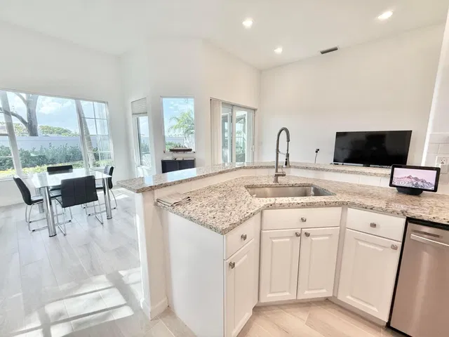 PGA National Palm Beach Gardens Residence photo 14