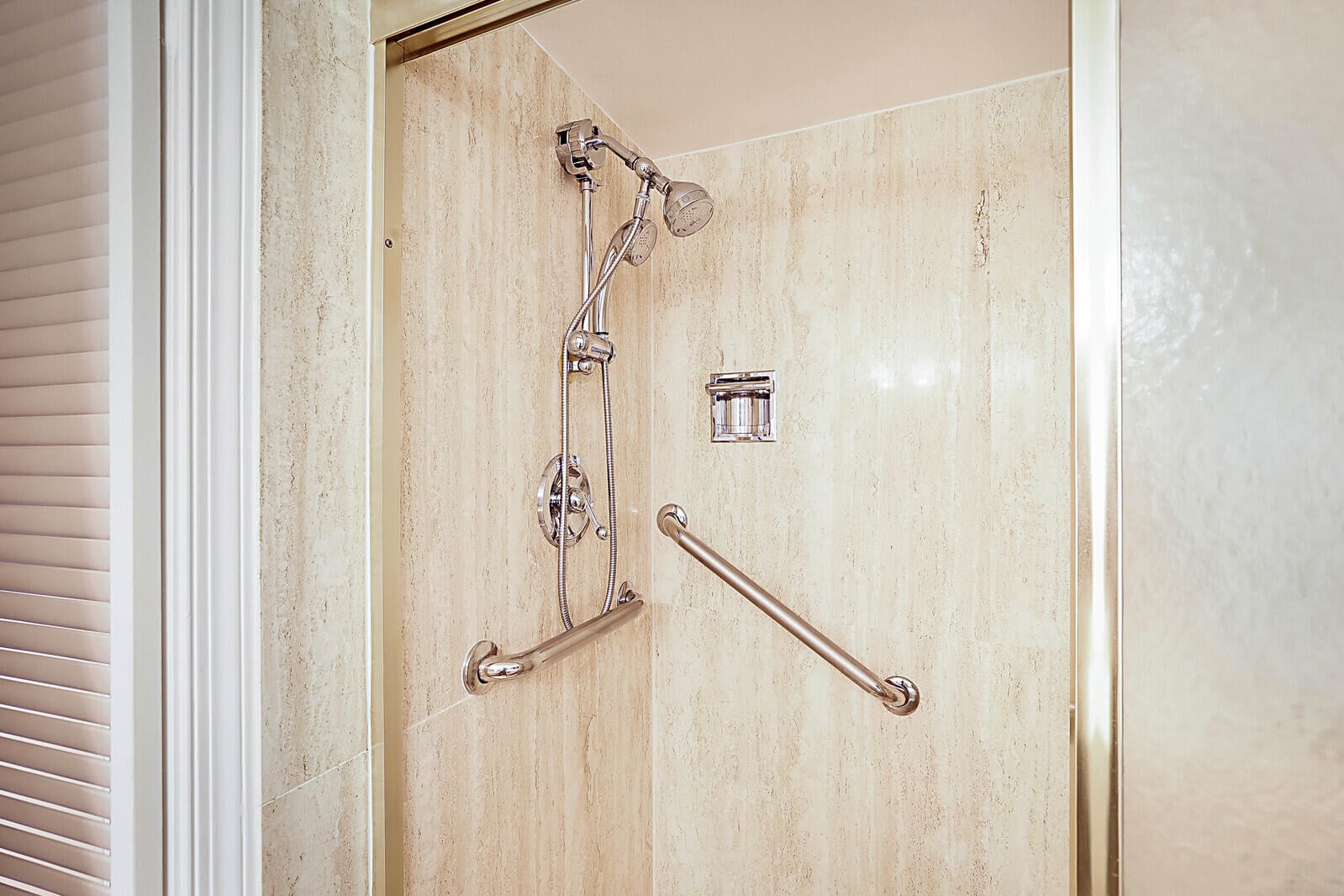 Unit 2310 photo 27