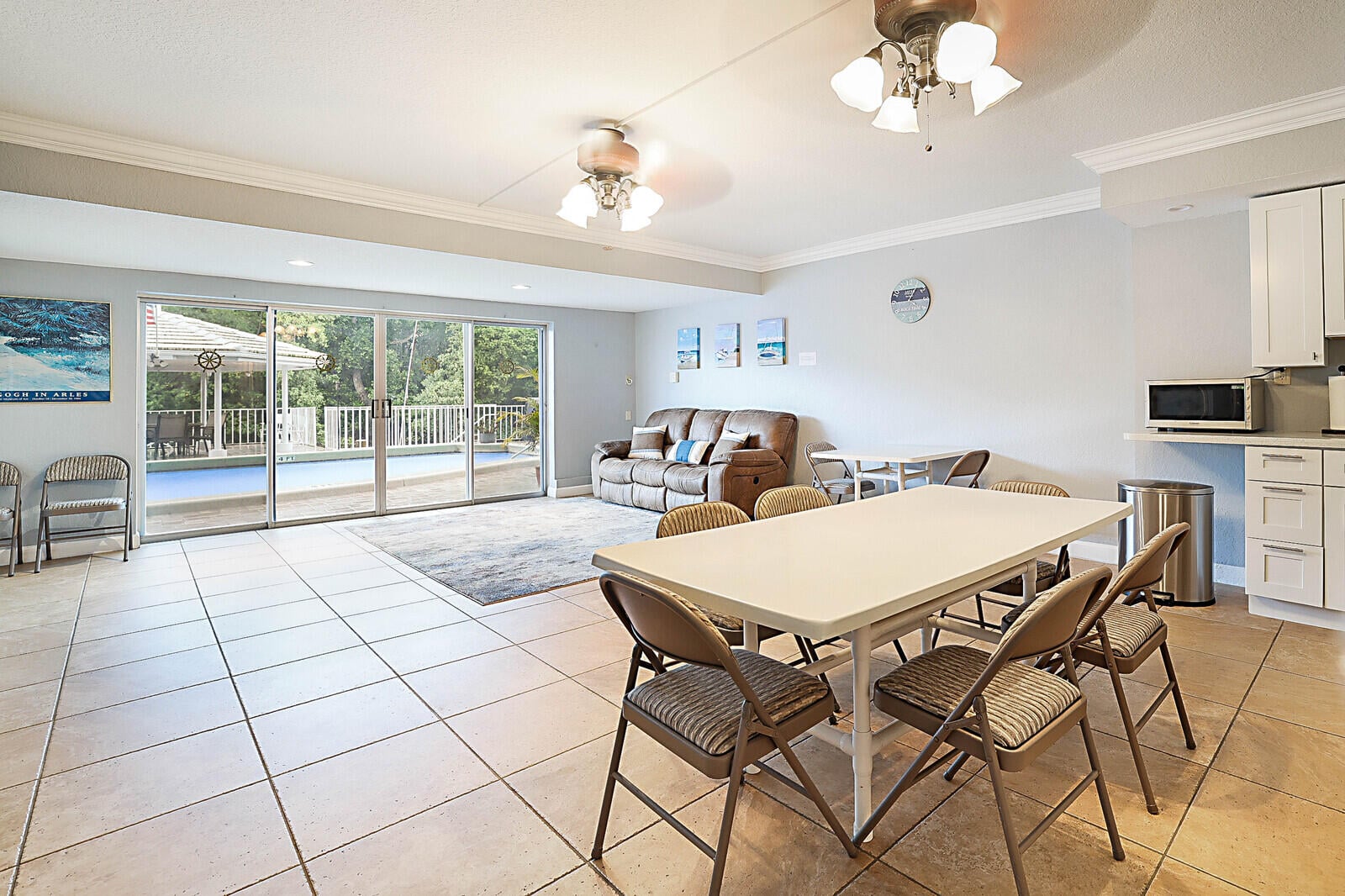 Unit 2310 photo 29