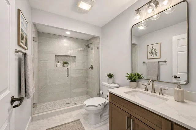 Unit 222 photo 23