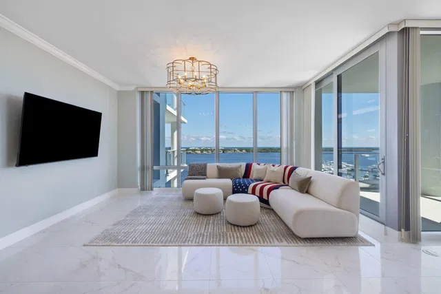 Water Club North Palm Beach Unit 1003 photo 9