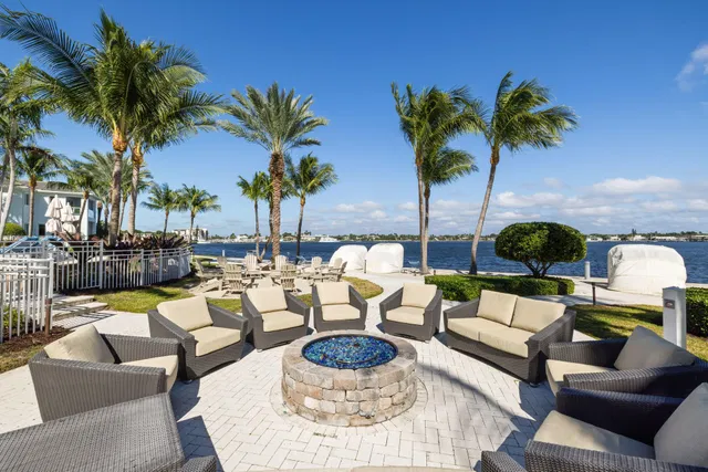 Water Club North Palm Beach Unit 1003 photo 31