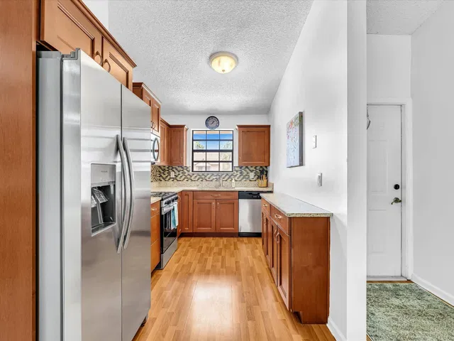 Unit L218 photo 9