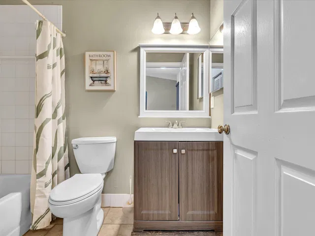Unit L218 photo 27