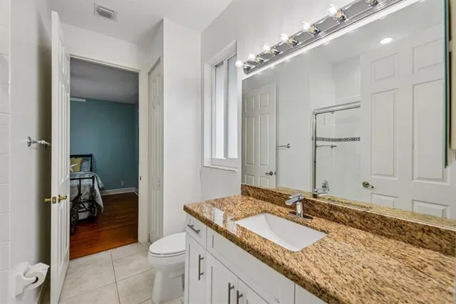 Residence photo 30