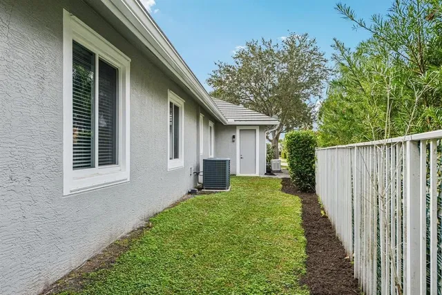 Residence photo 44