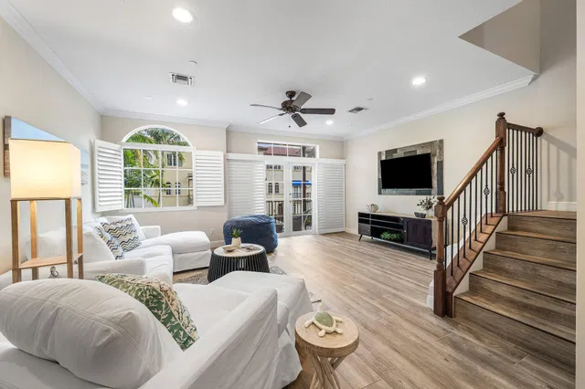 Residence photo 7