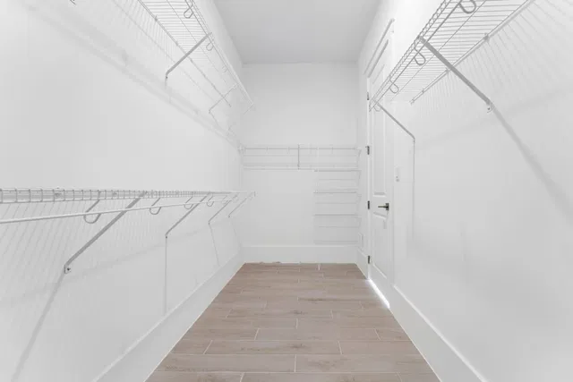 Unit 15 photo 27