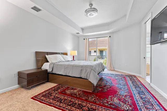 Residence photo 15