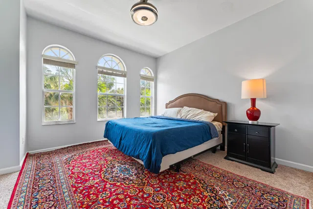 Residence photo 18