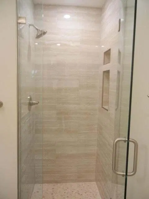 Unit E2 photo 2