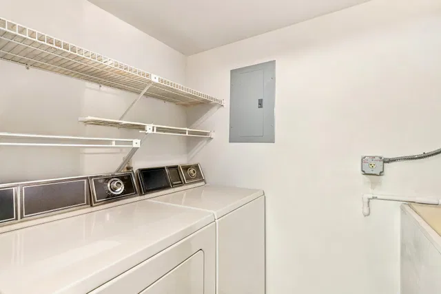 Unit B-1 photo 11