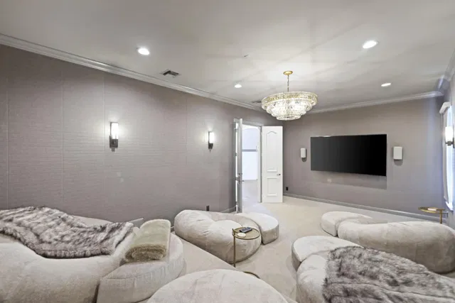Residence photo 34