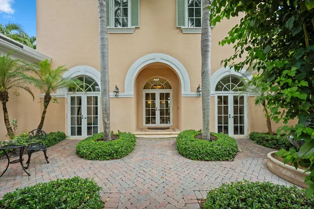Residence photo 9