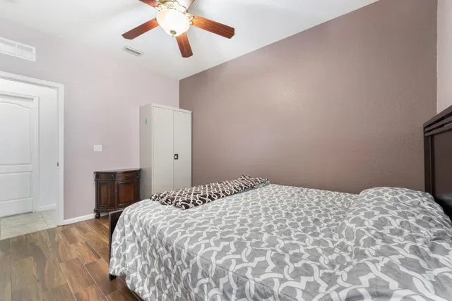 Residence photo 29