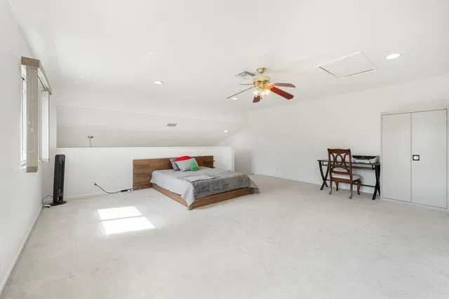 Residence photo 37