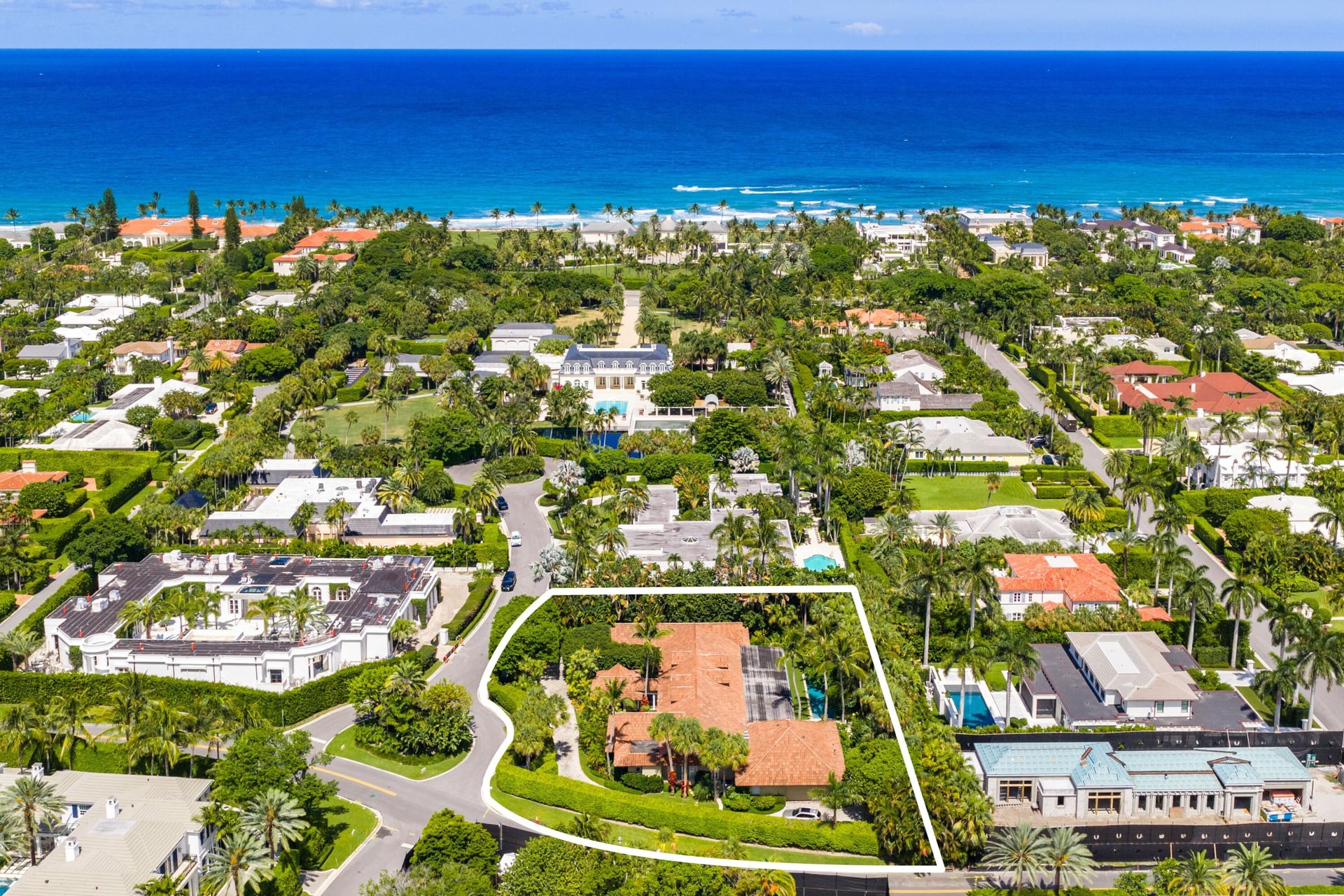 North End Palm Beach Residence photo 2