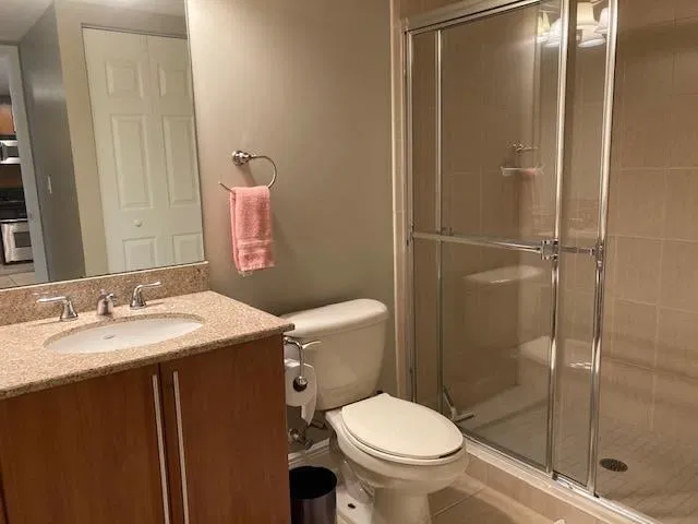 610 Clematis Unit 723 photo 20