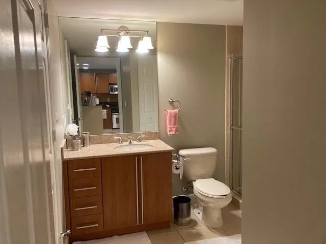 610 Clematis Unit 723 photo 21