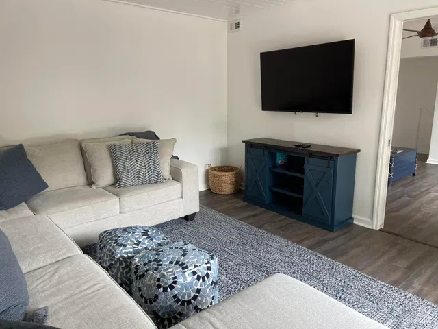  Unit 25A photo 12