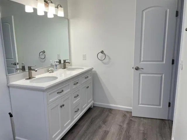  Unit 25A photo 18