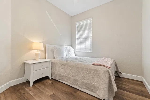  Unit 204 photo 11