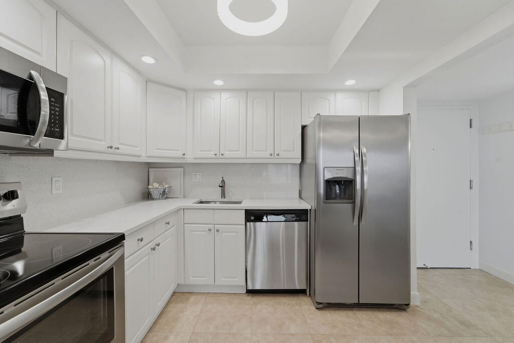 Aquarius Condominium Unit 203 photo 6