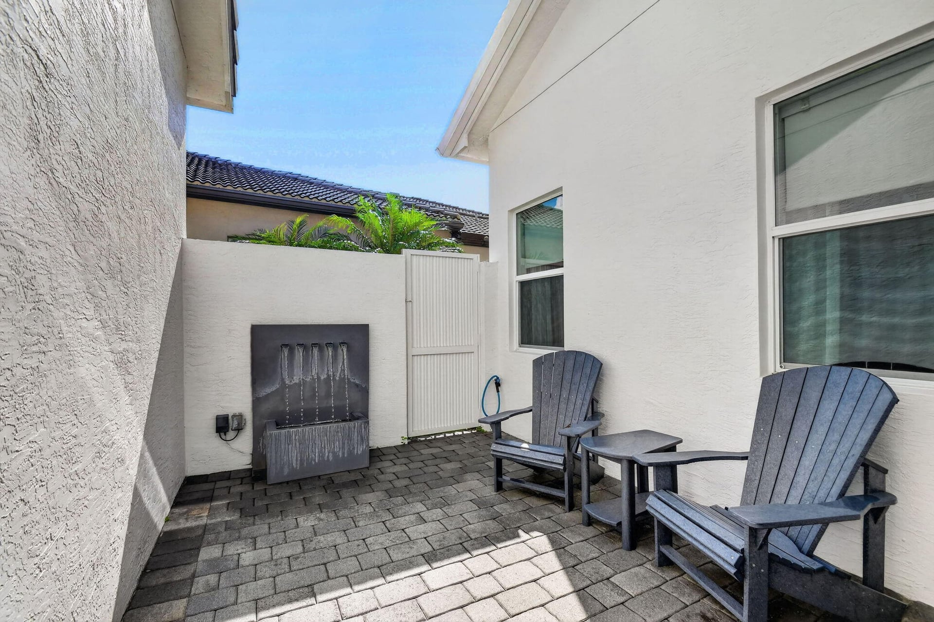  Residence photo 11