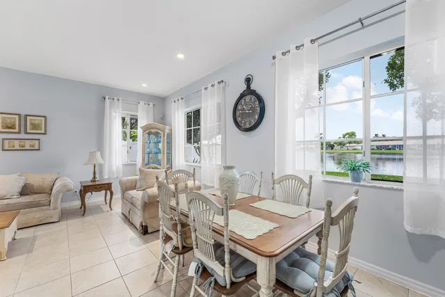 West Palm Beach Residence photo 8