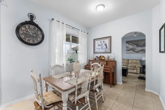 West Palm Beach Residence photo 9