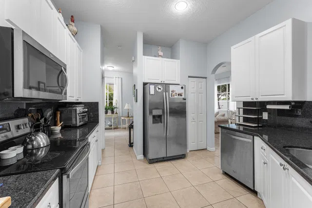 West Palm Beach Residence photo 14