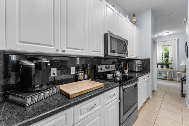 West Palm Beach Residence photo 16