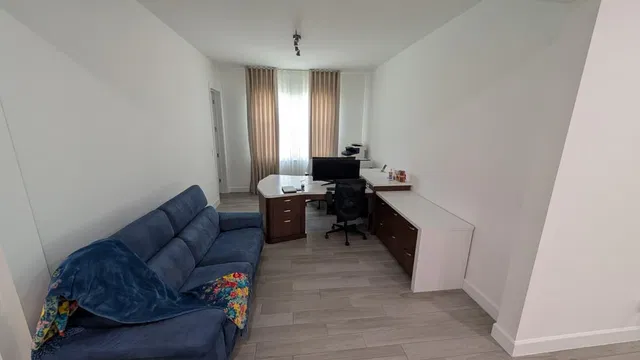  Residence photo 7