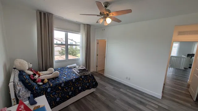  Residence photo 36