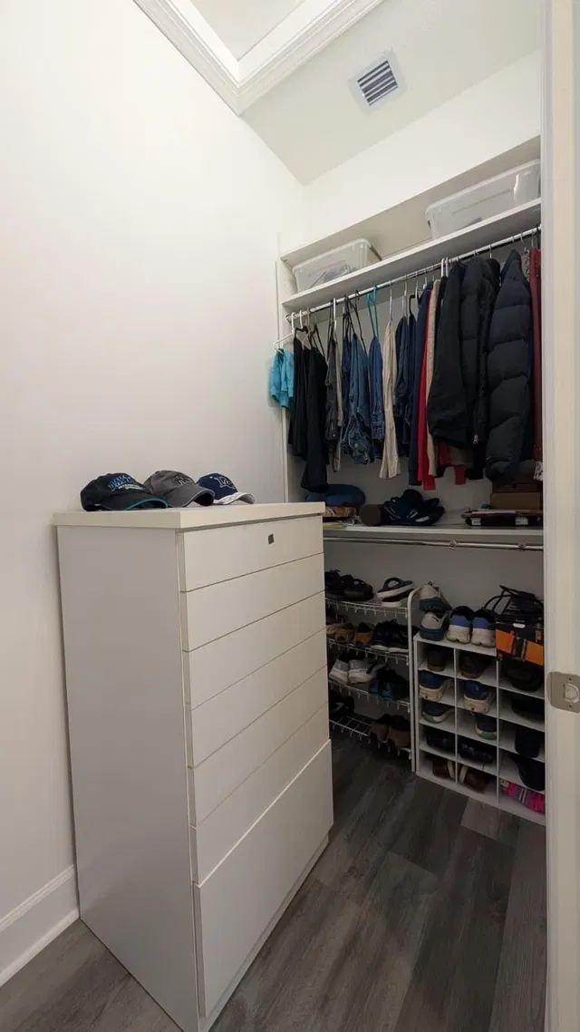  Residence photo 57