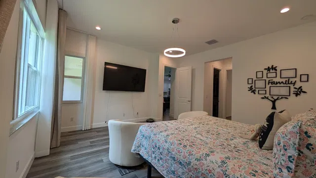  Residence photo 63