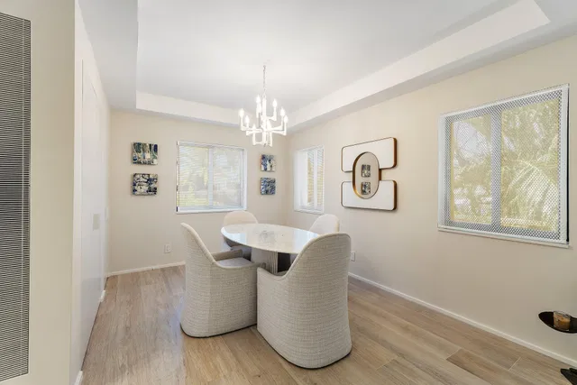 In-Town Palm Beach Residence photo 9