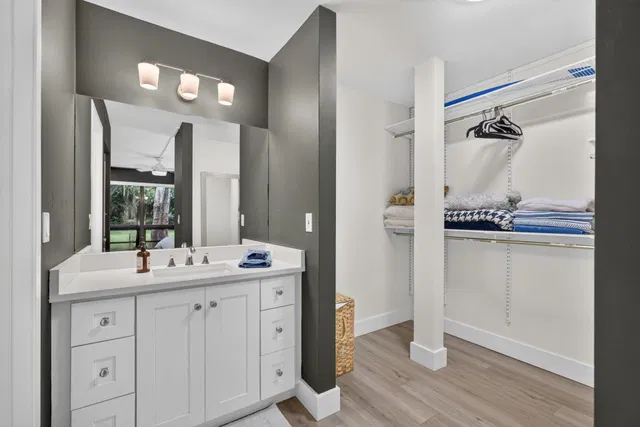 PGA National Palm Beach Gardens Unit 124 photo 26
