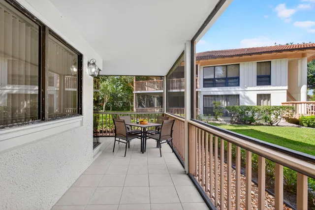 PGA National Palm Beach Gardens Unit 124 photo 35