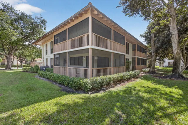 PGA National Palm Beach Gardens Unit 124 photo 38