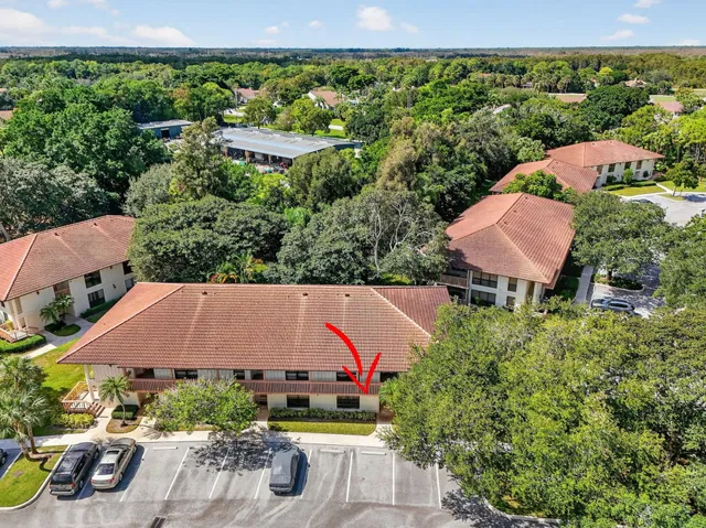 PGA National Palm Beach Gardens Unit 124 photo 41