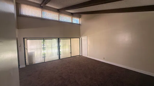 Unit 206 photo 9