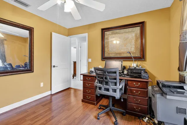  Residence photo 42