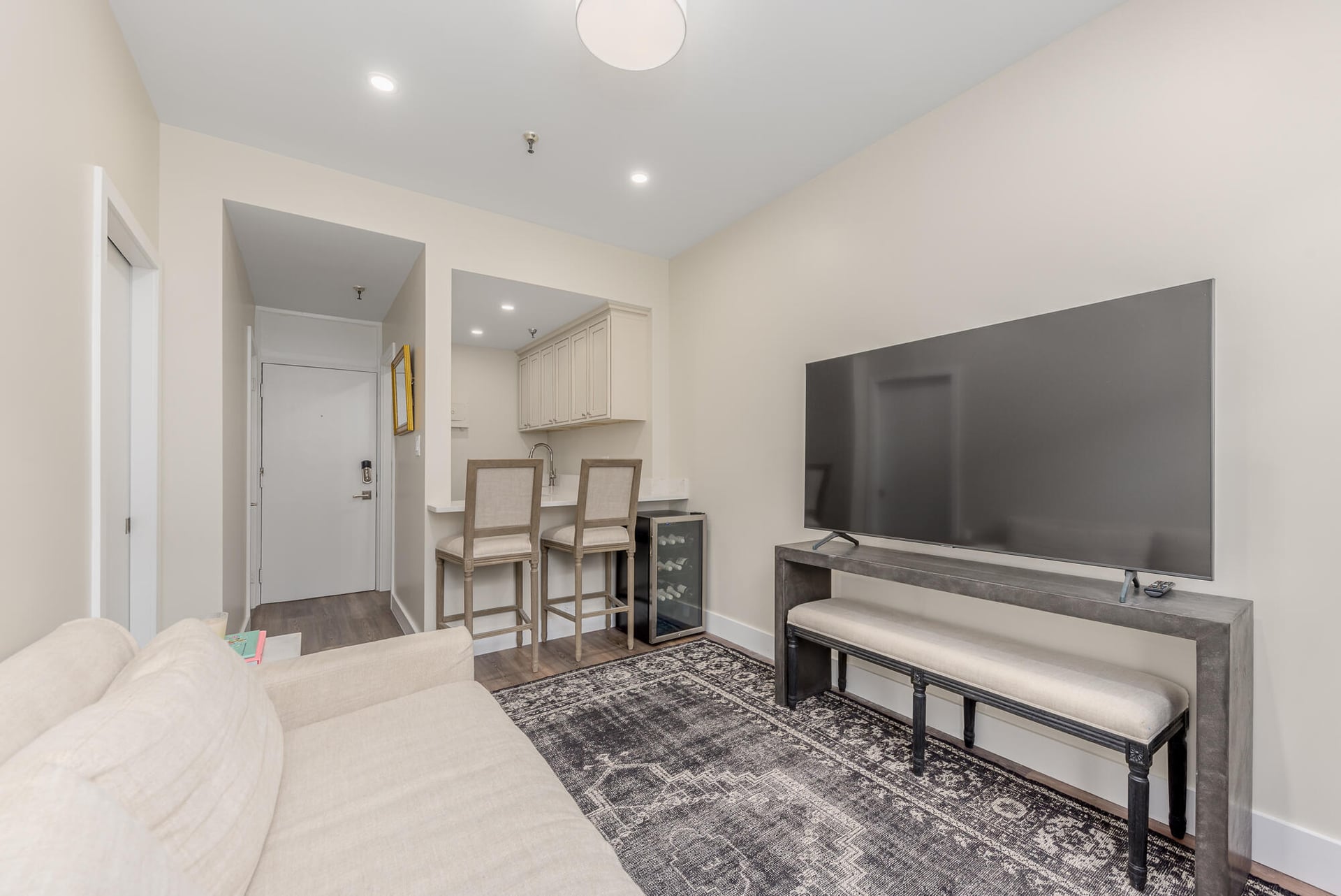 North End Palm Beach Unit 2211 photo 4