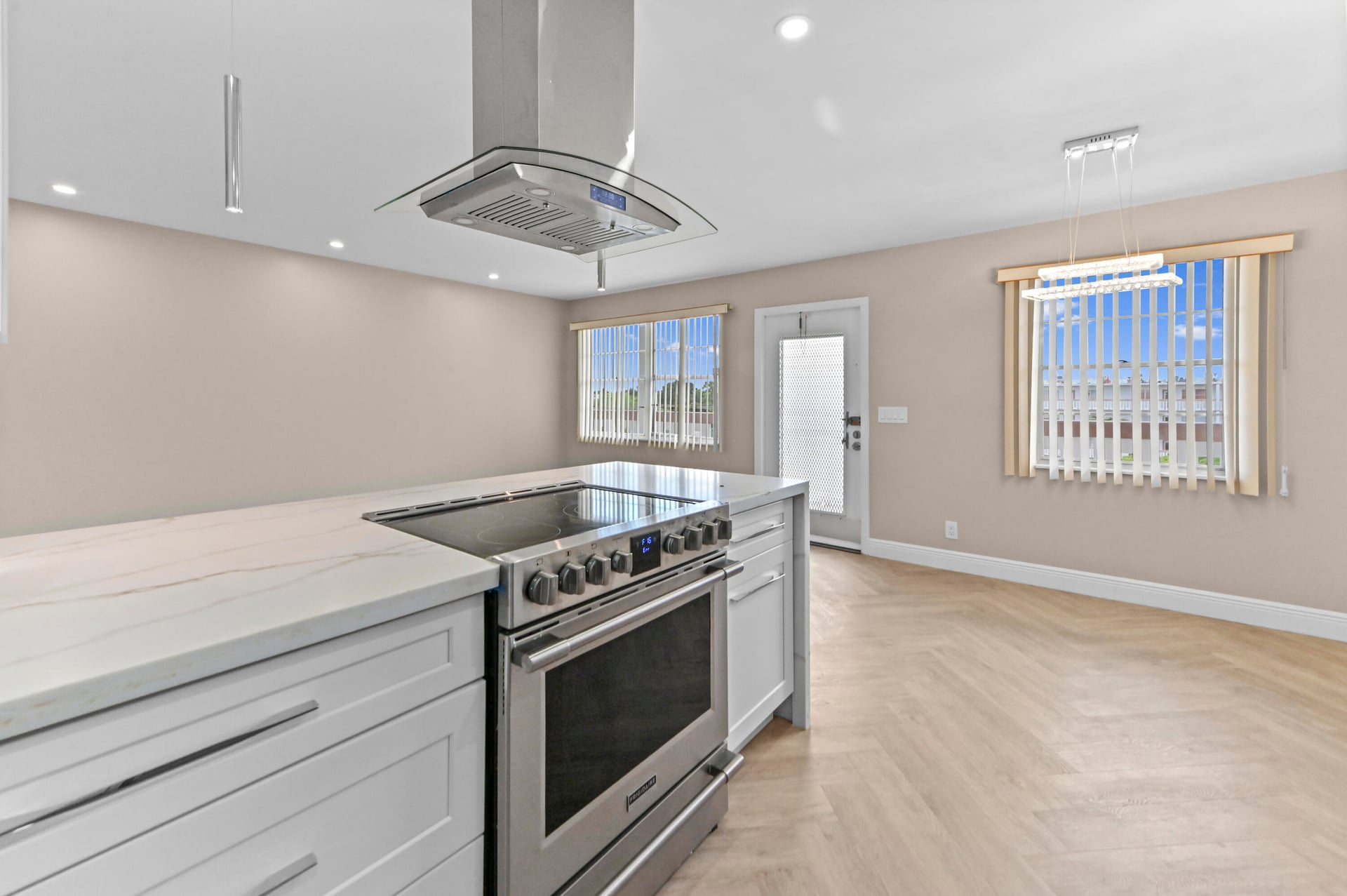 Residence photo 14