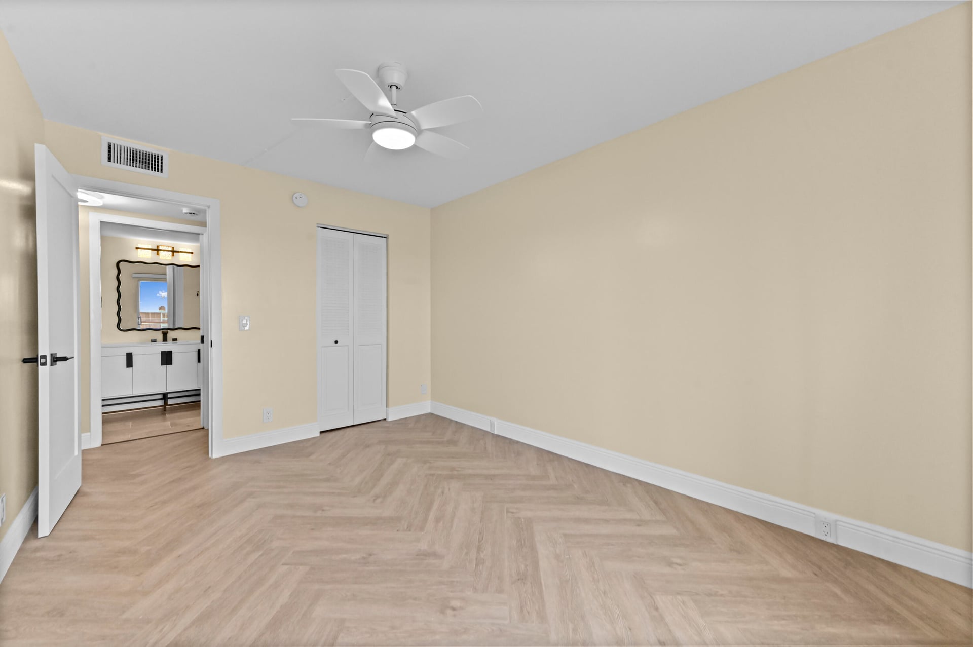 Residence photo 23