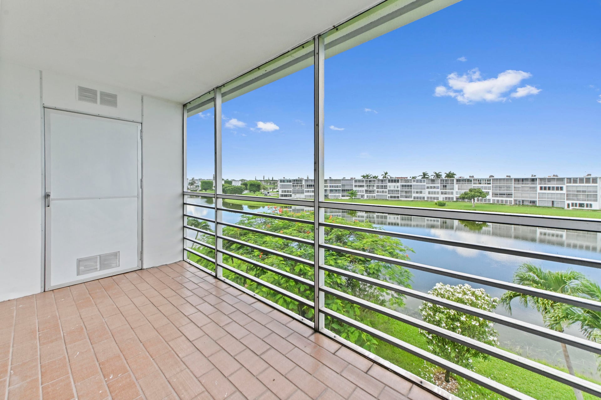 Residence photo 27